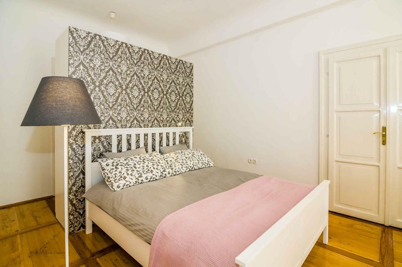Elegant Apartma